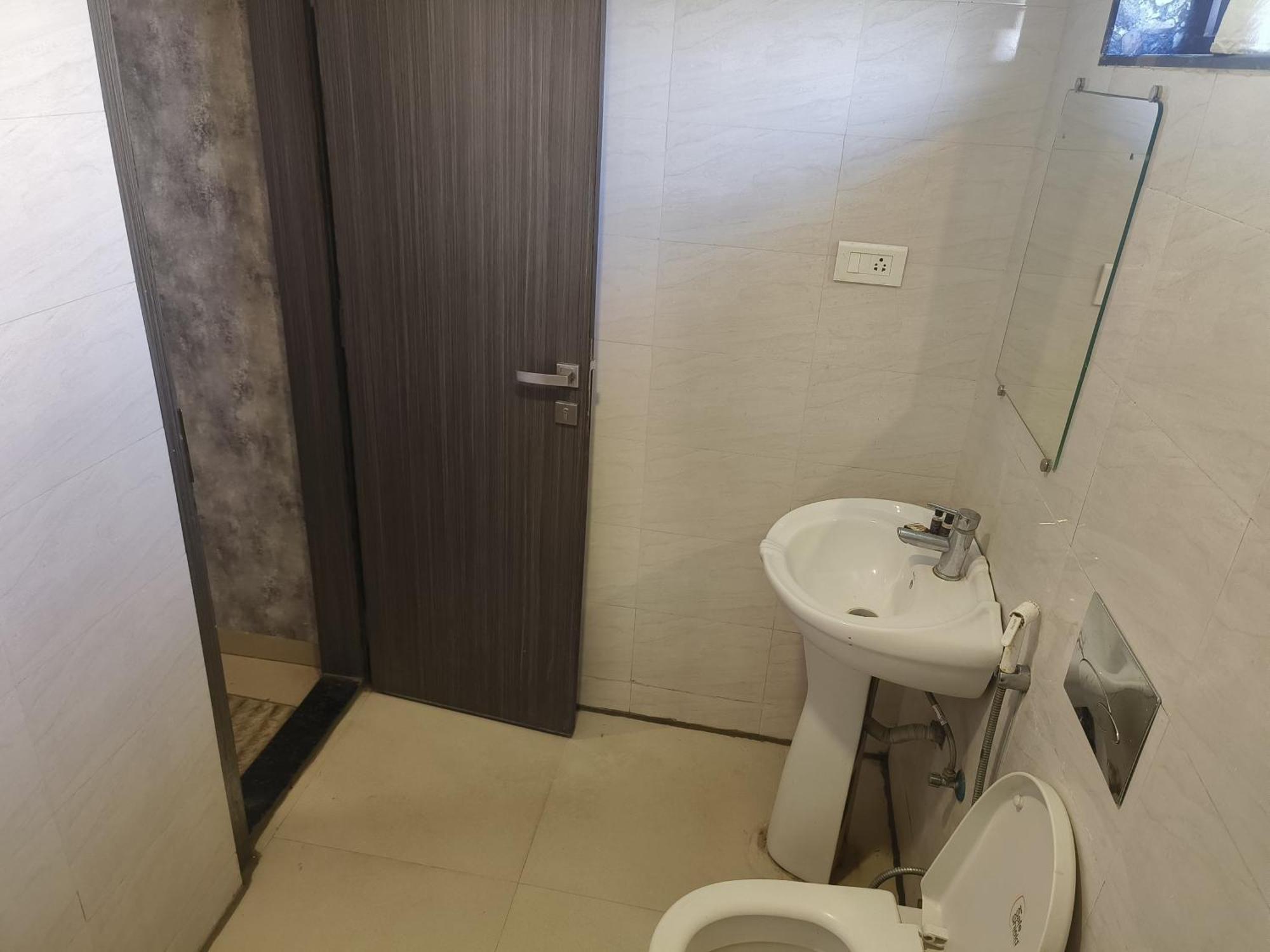 Hotel Royal Retreat Sambalpur Eksteriør bilde