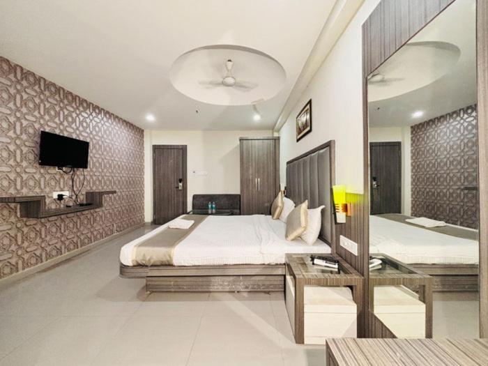 Hotel Royal Retreat Sambalpur Eksteriør bilde