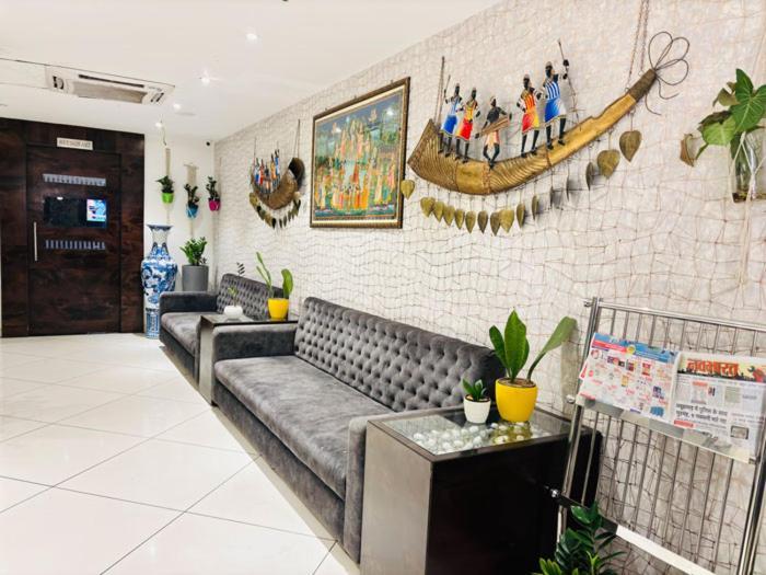 Hotel Royal Retreat Sambalpur Eksteriør bilde